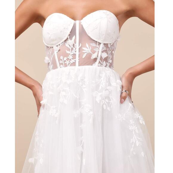 NEW Lulus Marvelously Lovely White Tulle 3D Embroidered Strapless Mini Dress - Picture 3 of 11